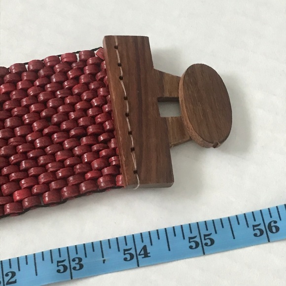 Beaded Stretch Belt Dark Red Interlocking Buckle - Picture 11 of 12